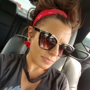 Meet your Posher, Nichole